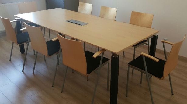 Stół konferencyjny 220x95, włoski - zdjęcie główneStół konferencyjny 220x95, włoski - zdjęcie główne