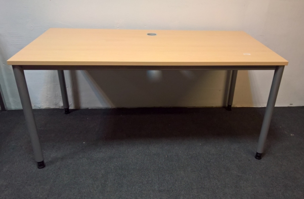 Biurko brzoza 140x80, regulacja - zdjęcie główneBiurko brzoza 140x80, regulacja - zdjęcie główne