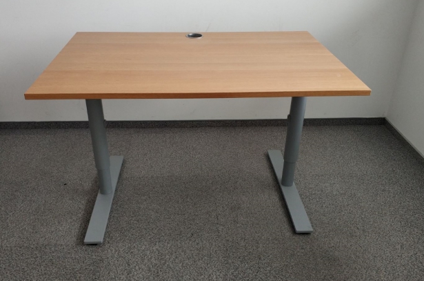 Biurko KINNARPS 120x80 dąb fornir noga T - zdjęcie główneBiurko KINNARPS 120x80 dąb fornir noga T - zdjęcie główne